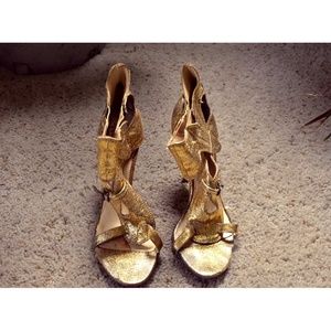 Camilla Skovgaard Statement Spear Platform (Gold)